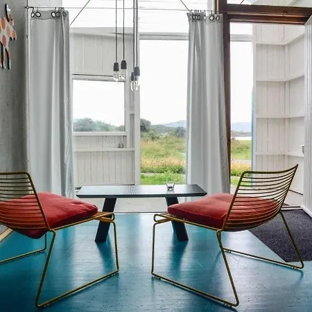Hotell Stokkøya Strandhotell